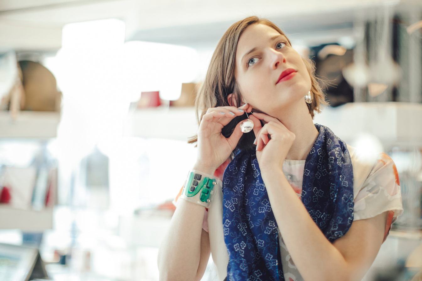 Young woman in the jewerly shop