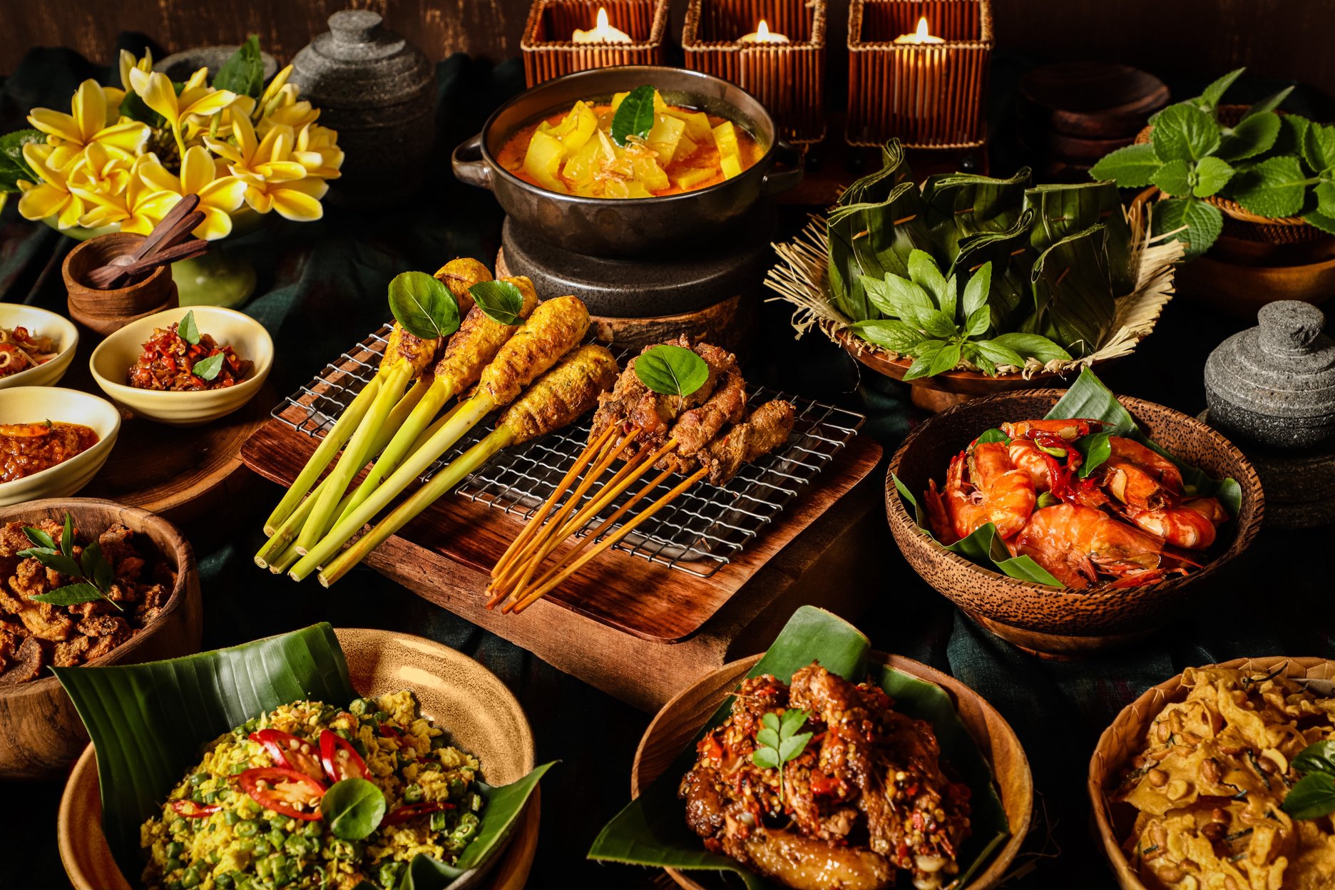 Balinese Rijsttafel with Sate Lilit, Sate Babi, Gedang Mekuah, Tum Ayam, Udang Goreng, Rempeyek, Ayam Klungkung, Lawar Ayam, Babi Goreng and Sambal